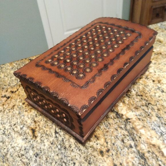 Vintage Kufer Embossed Wooden Swirl Hand Curved Rectangle Trinket Jewelry Box - Picture 7 of 10